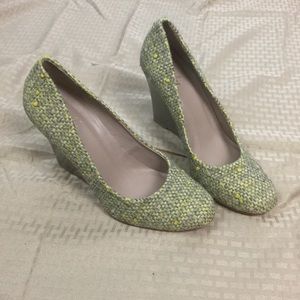 Lillybee Adorable Stella Tweed Wedges Sz 41/ 10.5